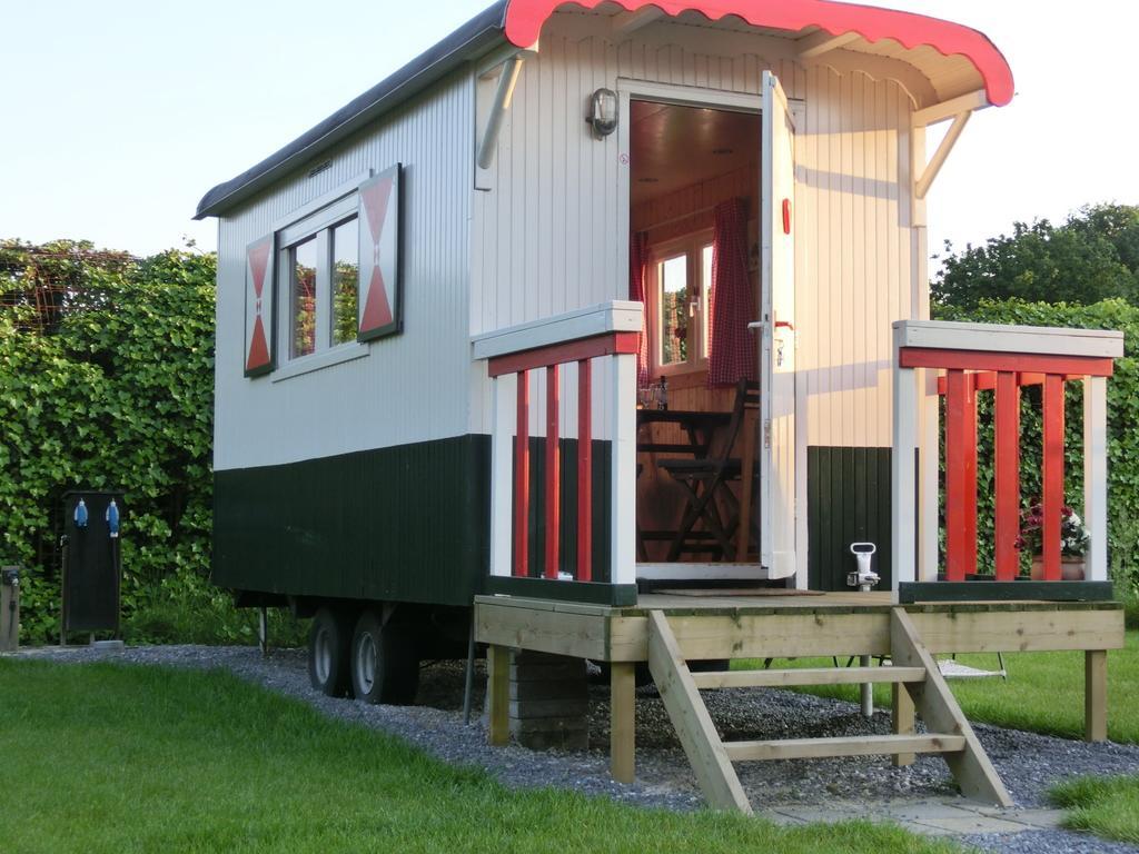 Pipowagen Camping Puur Genieten Bed and Breakfast Someren Rum bild