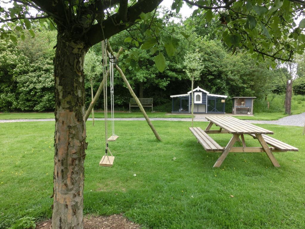 Pipowagen Camping Puur Genieten Bed and Breakfast Someren Exteriör bild